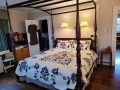 Four-Poster-Bed