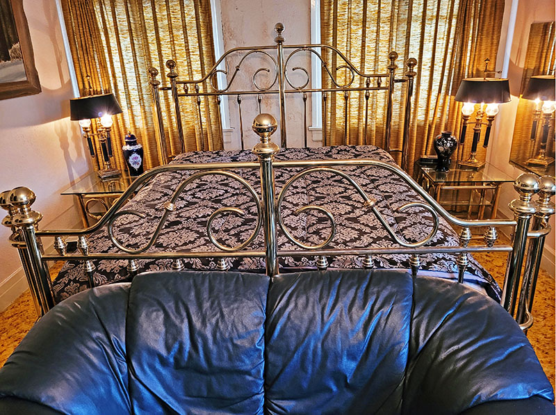 Brass-Bed