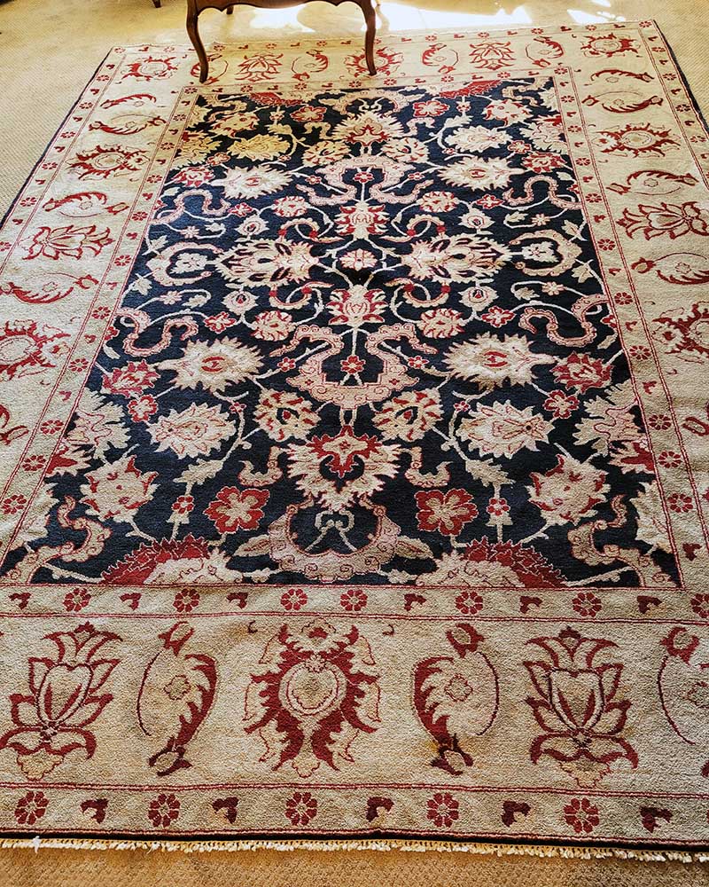 Oriental-Carpet