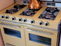 Vintage-Yellow-Stove