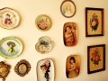 Painted-Plates-on-Wall