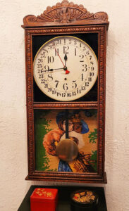 OLD CLOCK, SAN MARINO, CALIFORNIA, ESTATE SALE